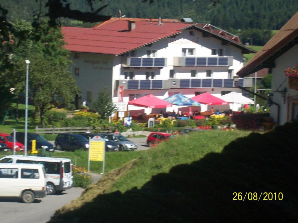 Holzgauerhof Bed & Breakfast エクステリア 写真