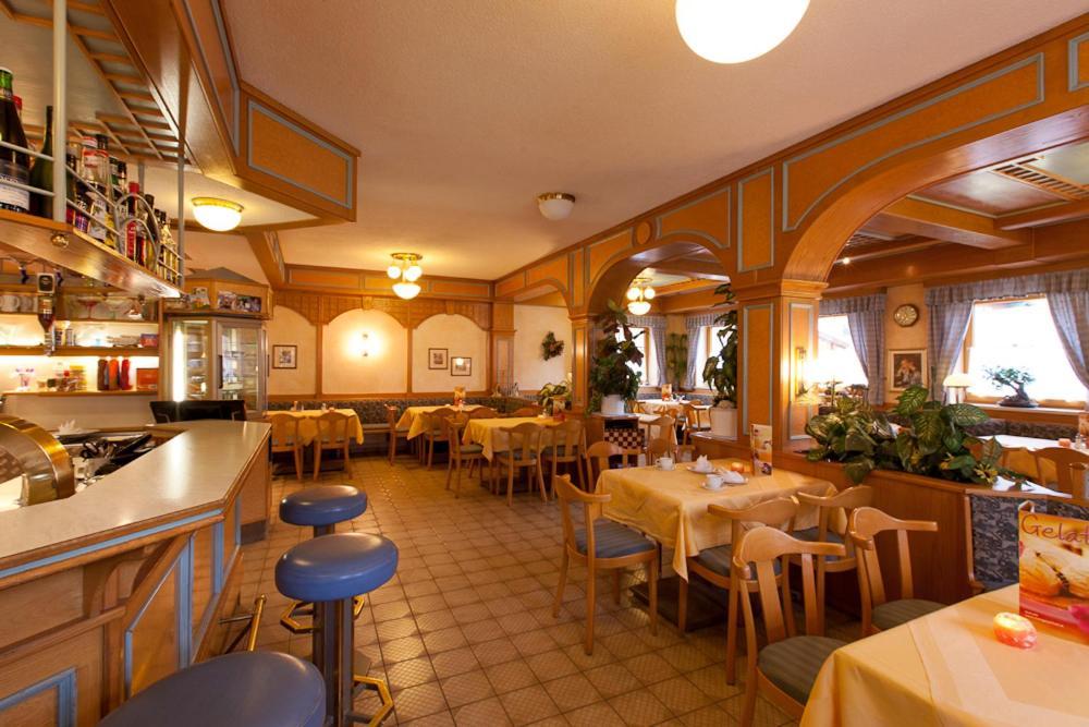 Holzgauerhof Bed & Breakfast エクステリア 写真