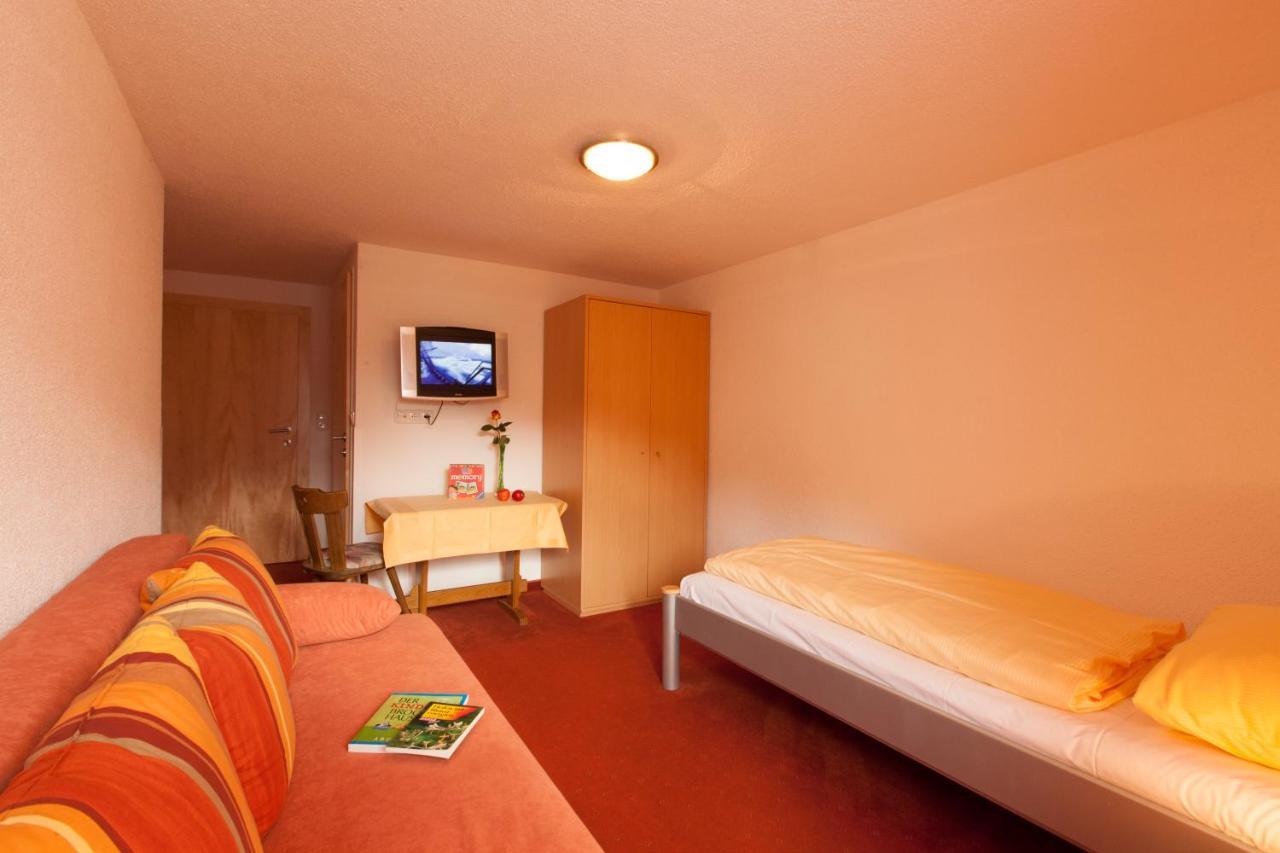 Holzgauerhof Bed & Breakfast エクステリア 写真